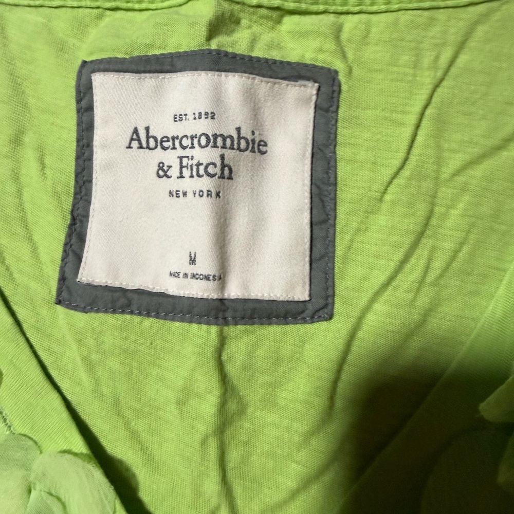 Abercrombie & Fitch‎ lime green short sleeve V-neck T-shirt floral design medium - Picture 4 of 7